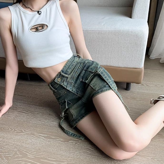 ギャルファッション ミリタリーポケット付きショートパンツ