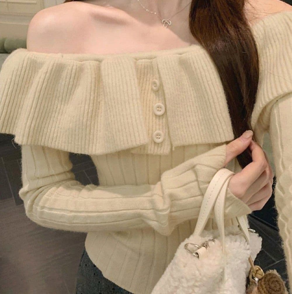 ギャルファッション 取り外しチョーカー付きオフショルニット