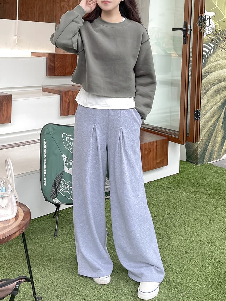 ギャルファッション スウェット ゆるシルエット ショート丈スウェット