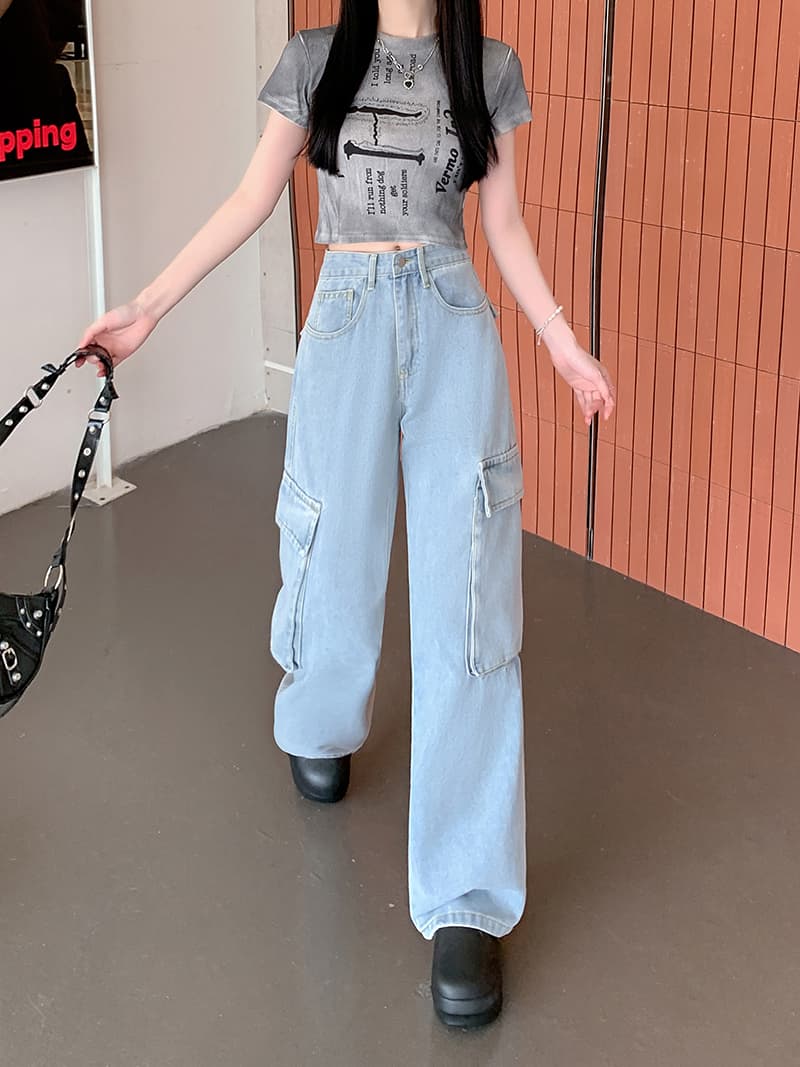 ギャルファッション ジーンズ ゆったりカーゴポケット付き美脚ジーンズ