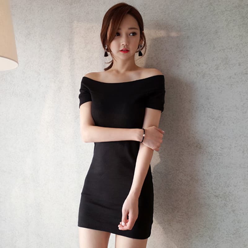 ギャルファッション ワンピース 肩魅せオフショルミニワンピース