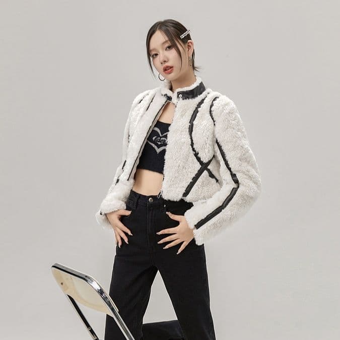 ギャルファッション ふわふわもこもこボアジップアップジャケット