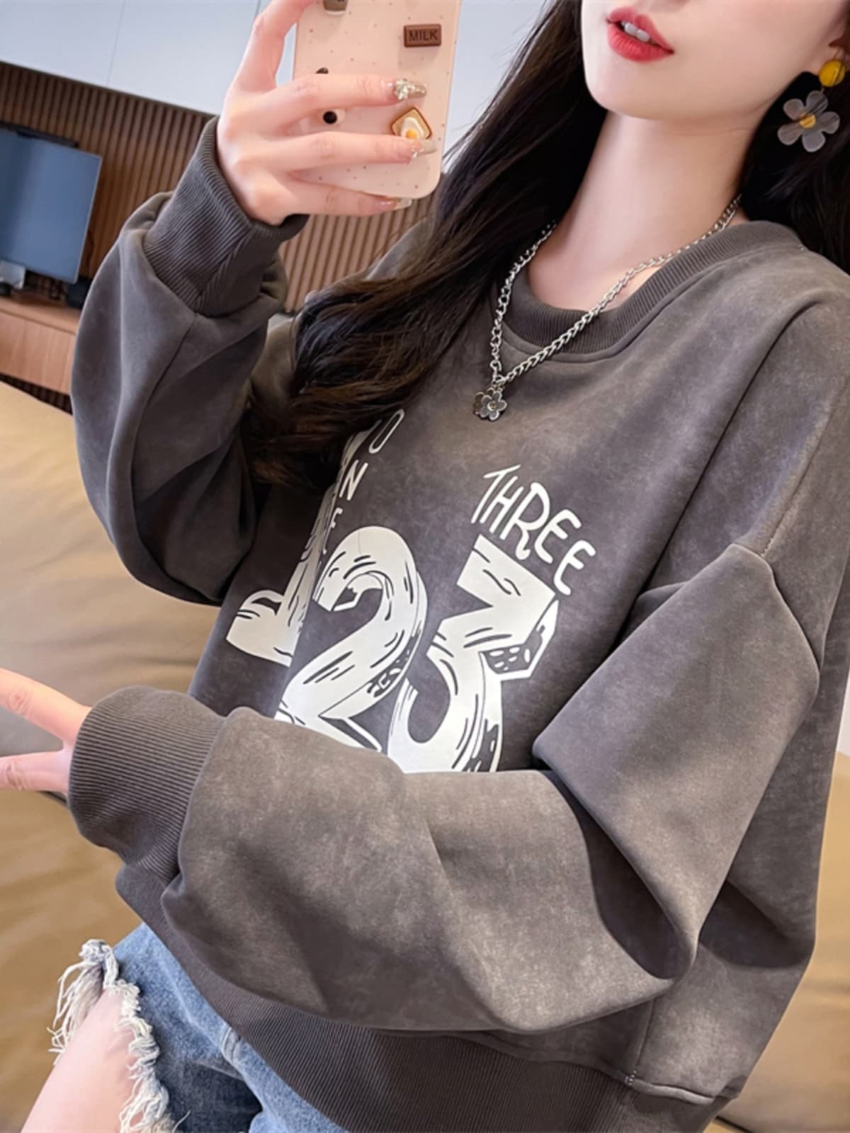 ギャルファッション スウェット ナンバーブラシ トップススウェット